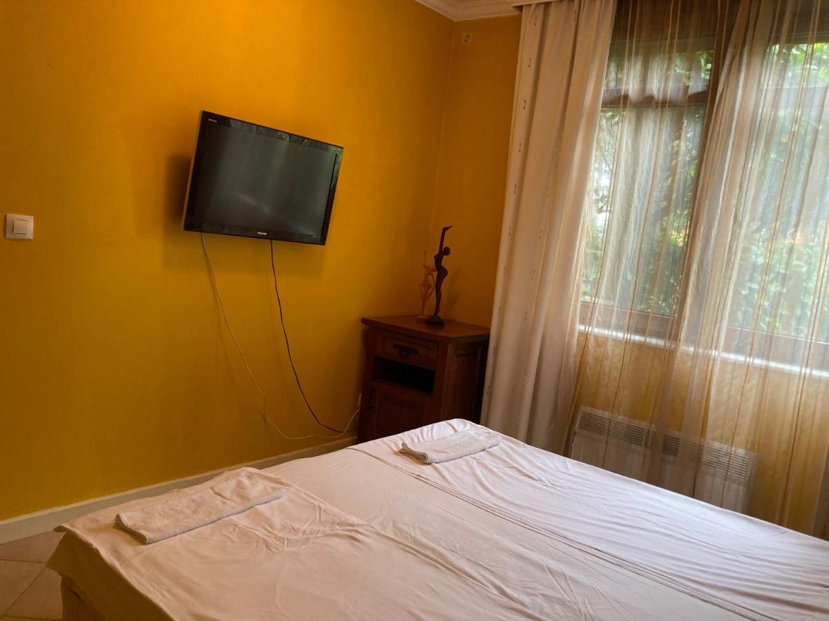 Lovely Apartment Santa Marina Sozopol Buitenkant foto
